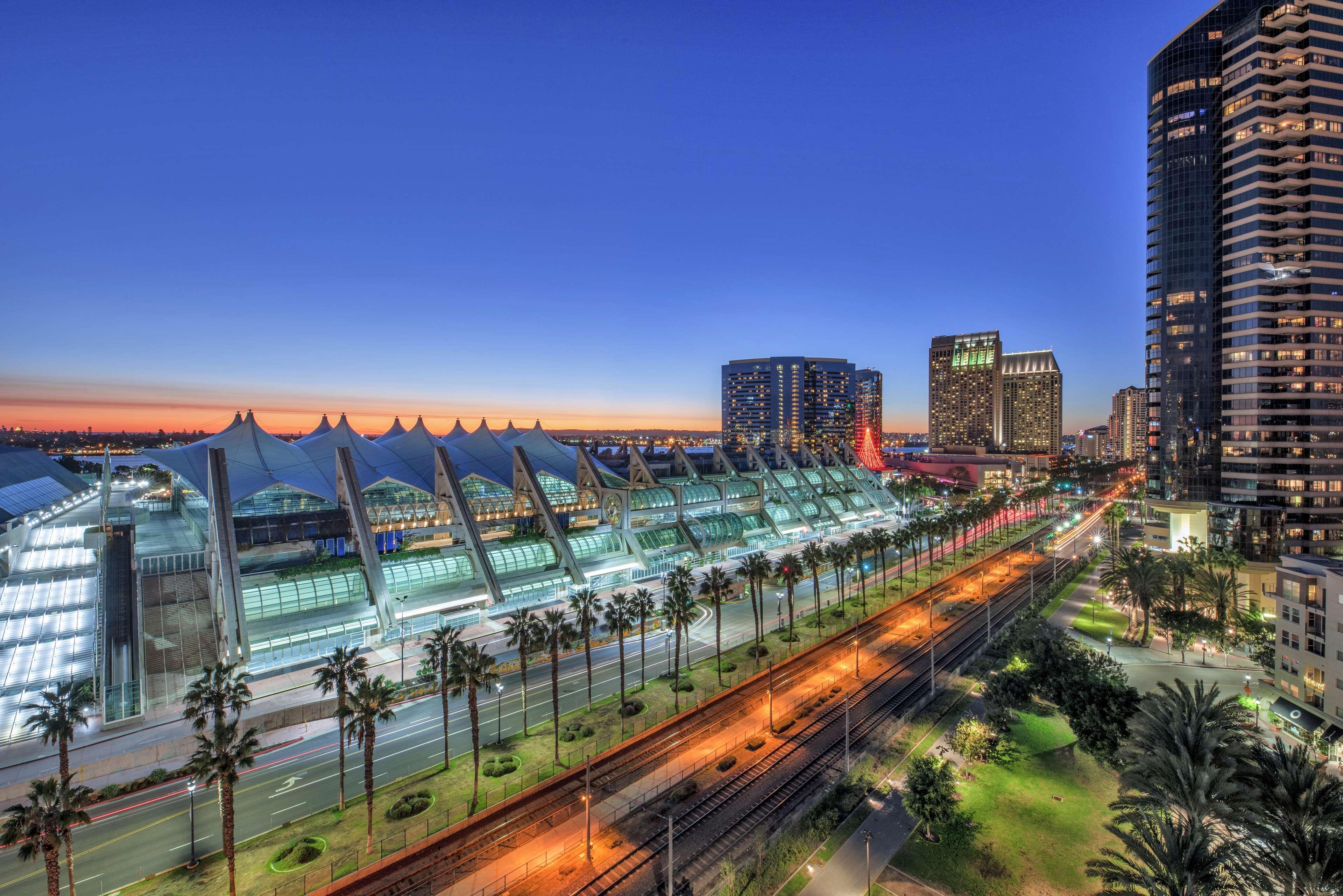 Hilton San Diego Gaslamp Quarter Bagian luar foto